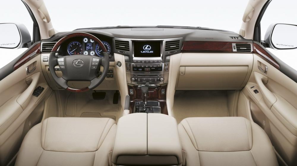 Lexus_LX570__16.jpg