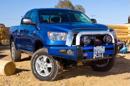 toyota-tundra-arb-bull-bar.jpg