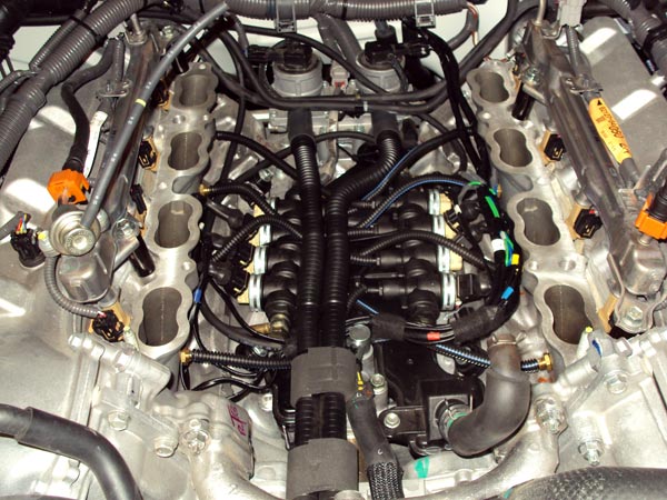 vialle-sequoia-engine-compartment.jpg