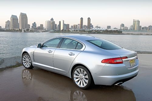 jaguar_xf_2009_30_500.jpg